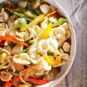 Recette de salade aux légumes du soleil et au vinaigre de grenade BIO Granaline